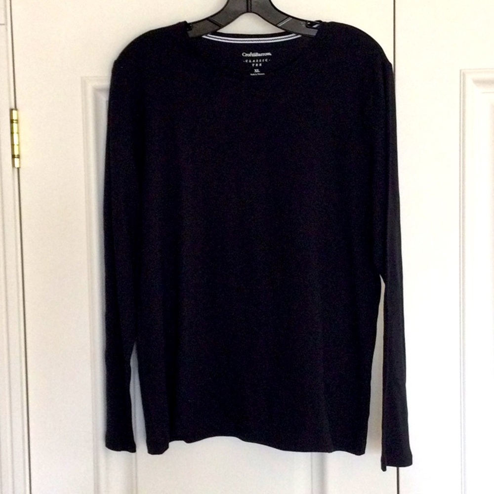 Classic black t